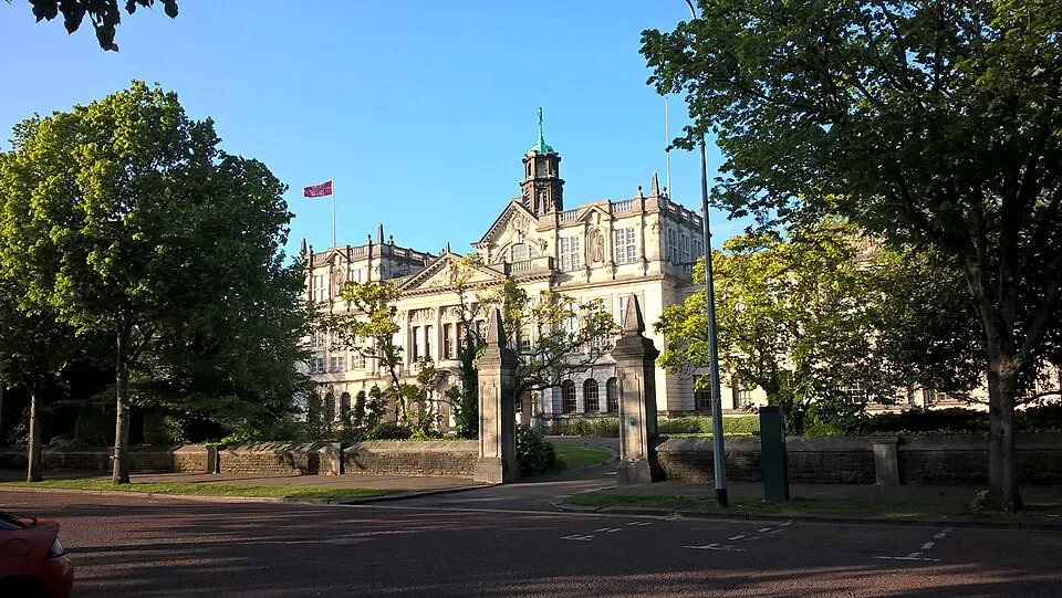 پردیس Cardiff University